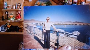 И фонтаны мы тоже открывали и по каньону лазили...