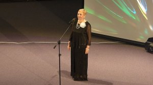 А хочешь, подарю тебе звезду. Исполняет Нина Сапунова