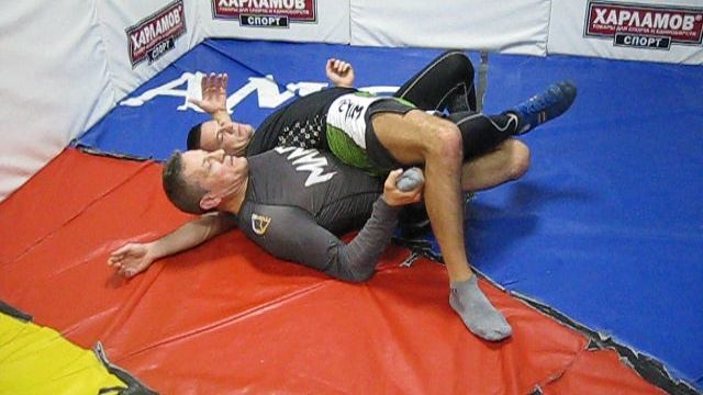 2017 год. "Болгарская растяжка" и другие варианты при защите соперника от атаки на ноги.