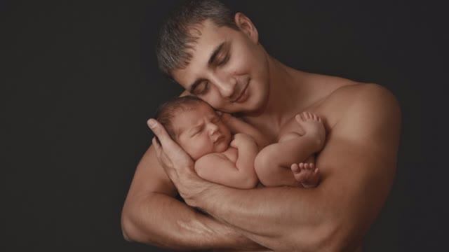 ГЕННАДИЙ КАМЕННЫЙ - КОЛЫБЕЛЬНАЯ ПЕСНЯ НА СТИХИ АФАНАСИЯ ФЕТА - Монтаж Татьяны Ситниковой