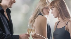 "ДВЕ ЖЕНЩИНЫ" Любовь Пузикова-музыка и монтаж клипа, сл. Ирины Польковской, исп. Валентина Шувленова