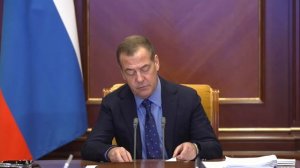 Интерес школьников к математике и естественным наукам растёт, — Медведев