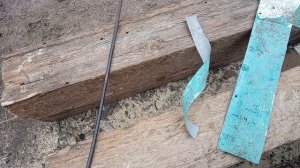 делаем крючок на самопальную дверь