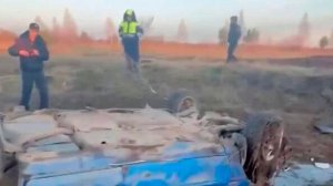Четверо пассажиров погибли в перевернувшейся машине в Башкирии.