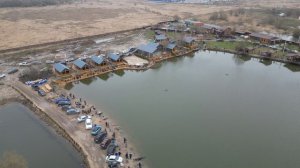 Обзор Рыболовного клуба Чайка о блатных местах и расположению зданий