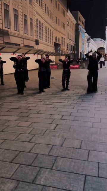 #москва #улица #танцы #творчество #весна #мир #любовь #дружба