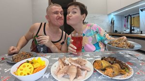 Мукбанг в знак нашей ЛЮБВИ, хотим сделать парные ТАТУ! Мои ТАТУИРОВКИ! Болталка и Семейный ужин