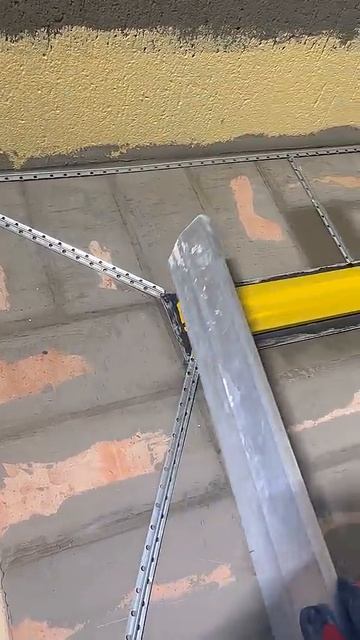 Не лайфхак, а один из тех видеоуроков, где подробно объясняют как правильно установить маяки для кон