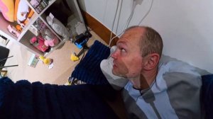 Шпионим за Максом в гейминг комнате