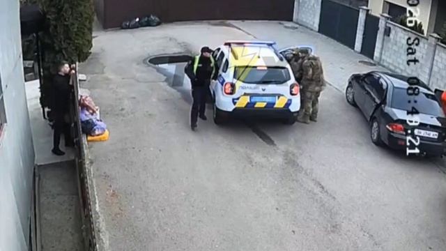 Ровно. ТЦК погоня. Украсть за 60 секунд.