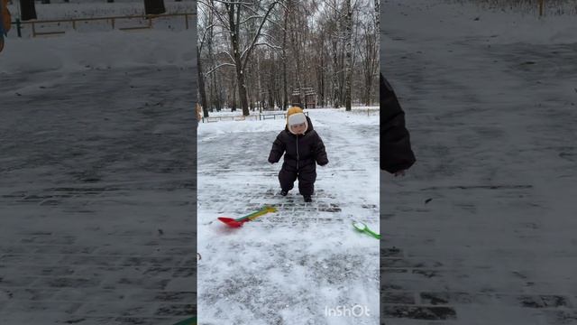ТОП-ТОП первые Пашины шаги