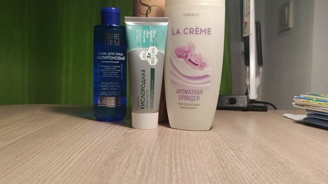 Открываю новые средства для ухода и макияжа на апрель месяц 2026 год