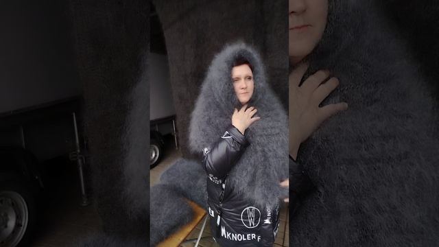 89507716355 Пуховые, тёплые, ласковые, плотные платочки для тепла и уюта.