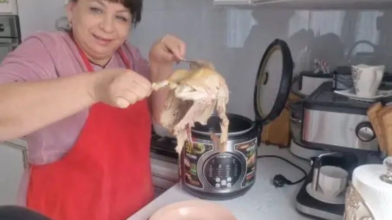 Что это может быть? Как с этим бороться? Нужно срочно принять меры. Большая готовка.