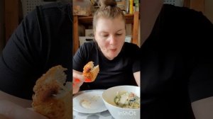 Мукбанг. Грудка с салатом