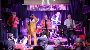 Уходи. 2ВА САМОЛЕТА