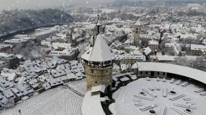 Долгая дорога. Клип, стихи Людмилы Ураевой. Музыка, гитара, поёт Константин Куклин