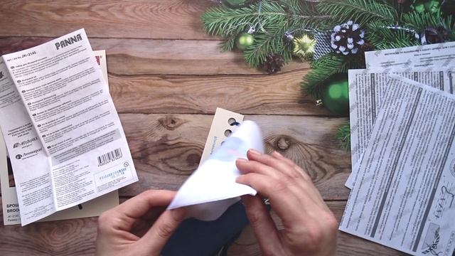 Обзор набора для вышивания Брошь Дом у озера