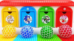 Первые игрушки для малышей. Разноцветный гараж. Звуки АСМР. Игрушки