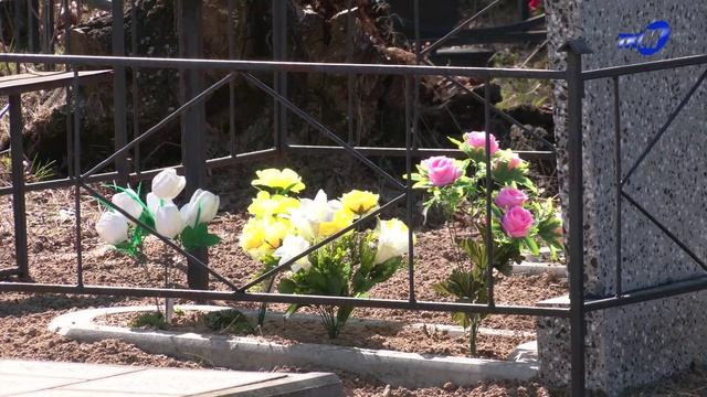 Почему в Радуницу важно заменить искусственные цветы на живые?