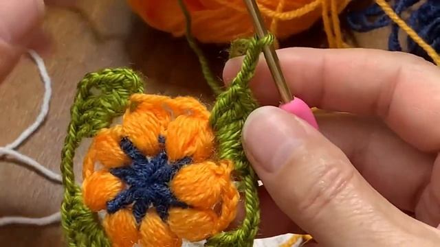 Модный бабушкин квадрат.🌼