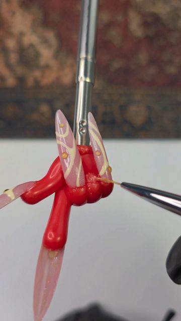 Ногти палке-указалке с использованием материалов foxy expert
Гель-лак перламутр №6, как основной
Жел