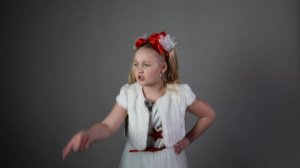 Арина Черетаева.Студия Искра.А.Барто Королева