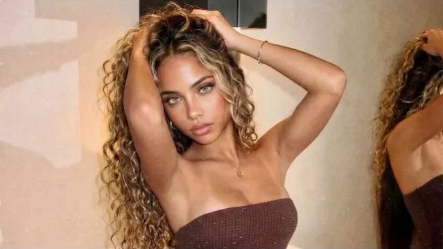 Mr.Stephen - Hot Wind