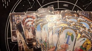 ТАРО РАСКЛАД\ ДО КОГО СТАЛО "ДОХОДИТЬ" ?!