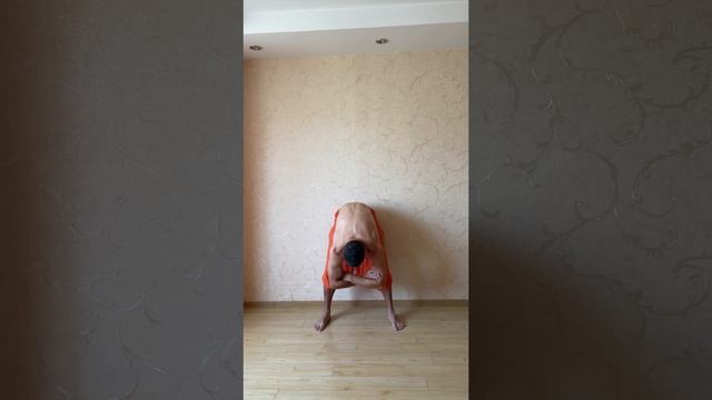 Идеальное утро начинается активно. Зарядка. Растяжка.