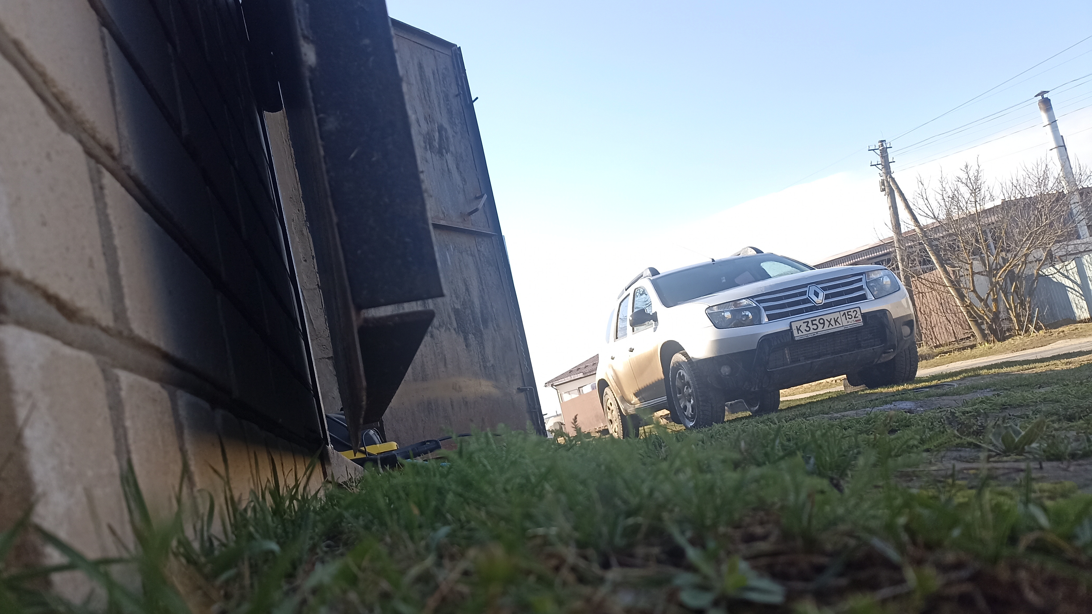 с днём рождения меня. Меняем резину на машине.