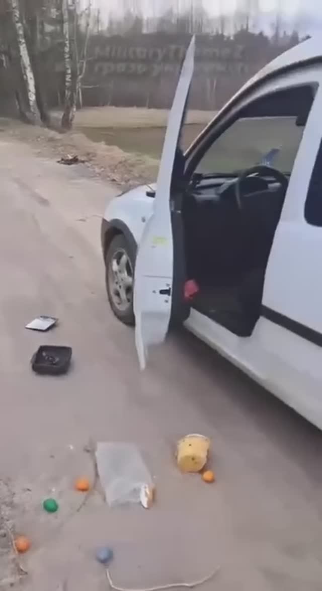 Полицаи выкрали людину.