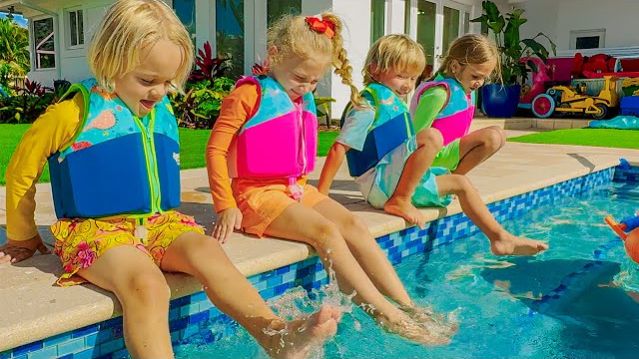 Крис превратил дом в аквапарк!