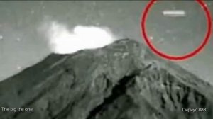 В ПАРКЕ ЗЕМЛЯ НАЧАЛИ ЧТО-ТО ПЕРЕЗАГРУЖАТЬ.