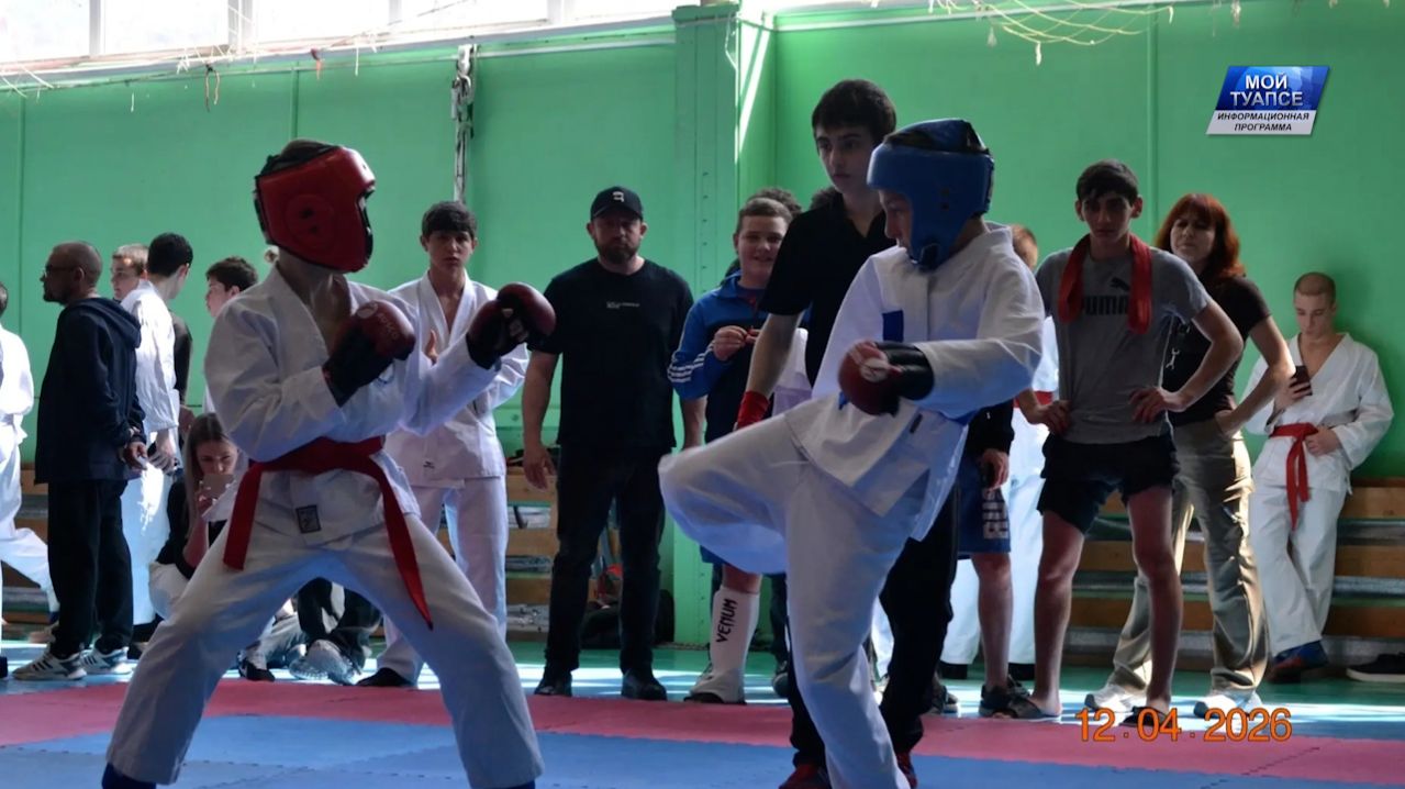 В спортшколы № 8 с. Небуга состоялось первенство округа по рукопашному бою среди юношей.