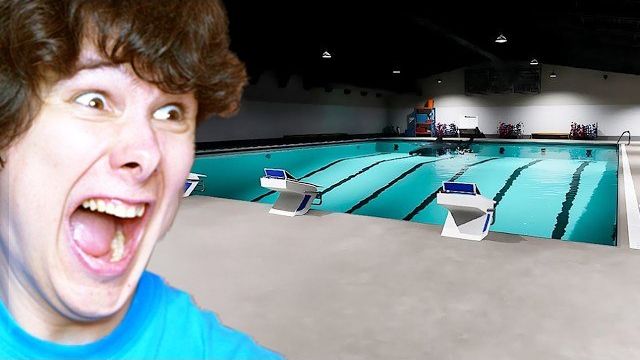 Я ИСКУПАЛСЯ В БАССЕЙНЕ (и это страшно...)