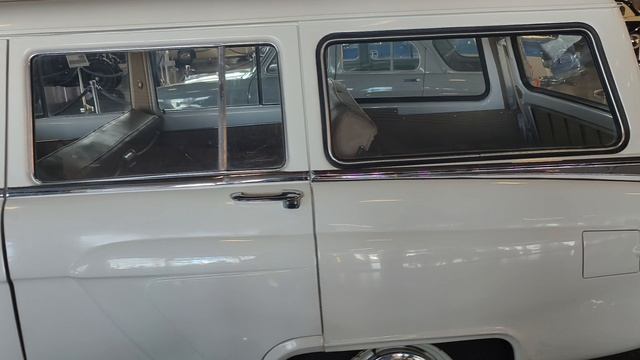 Два конкурента элитного универсала для дачников Страны Советов