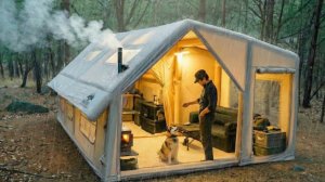 Отдых класса Люкс в надувной палатке. Одиночный кемпинг в дождливую погоду.