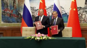 Журналисты перетекали рекой: визит Лаврова в Китай вызвал максимальный ажиотаж