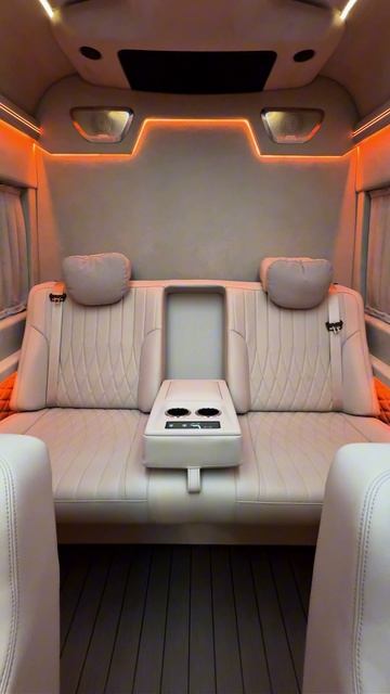 Мобильный офис на колесах Mercedes Sprinter BUS MOTORS БУС МОТОРС переоборудование салона