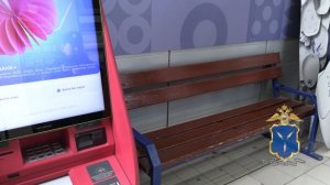 Полицейские Саратова нашли девочку, ночью ушедшую из дома для передачи денег обманувшим её аферистам