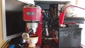Подключение Кофеварка Delonghi EC685 к автомобильному  инвертору -Инвертор и кофемашина!