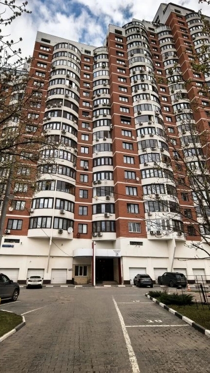 квартира 255 кв ,15/27,110млн р