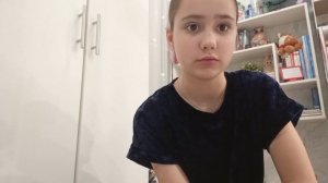 пробую разные прически//их две🧡