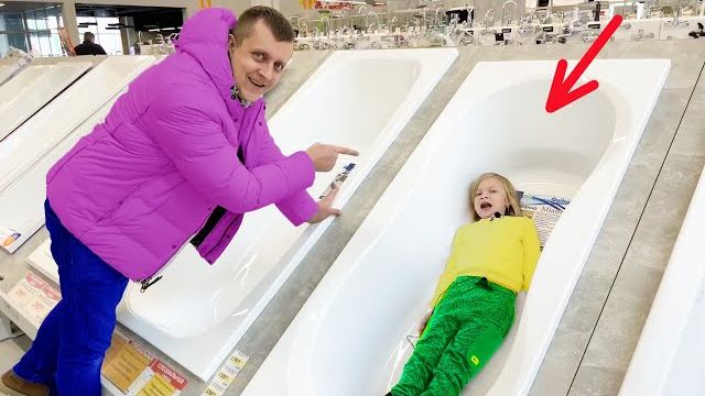 СОФУНЬЯ ШАЛУНЬЯ - СОФИЯ И ПРЯТКИ В МАГАЗИНЕ.