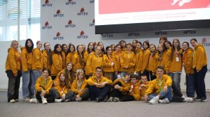 "Космический" старт программы "Разговоры" о важном в "Артеке"