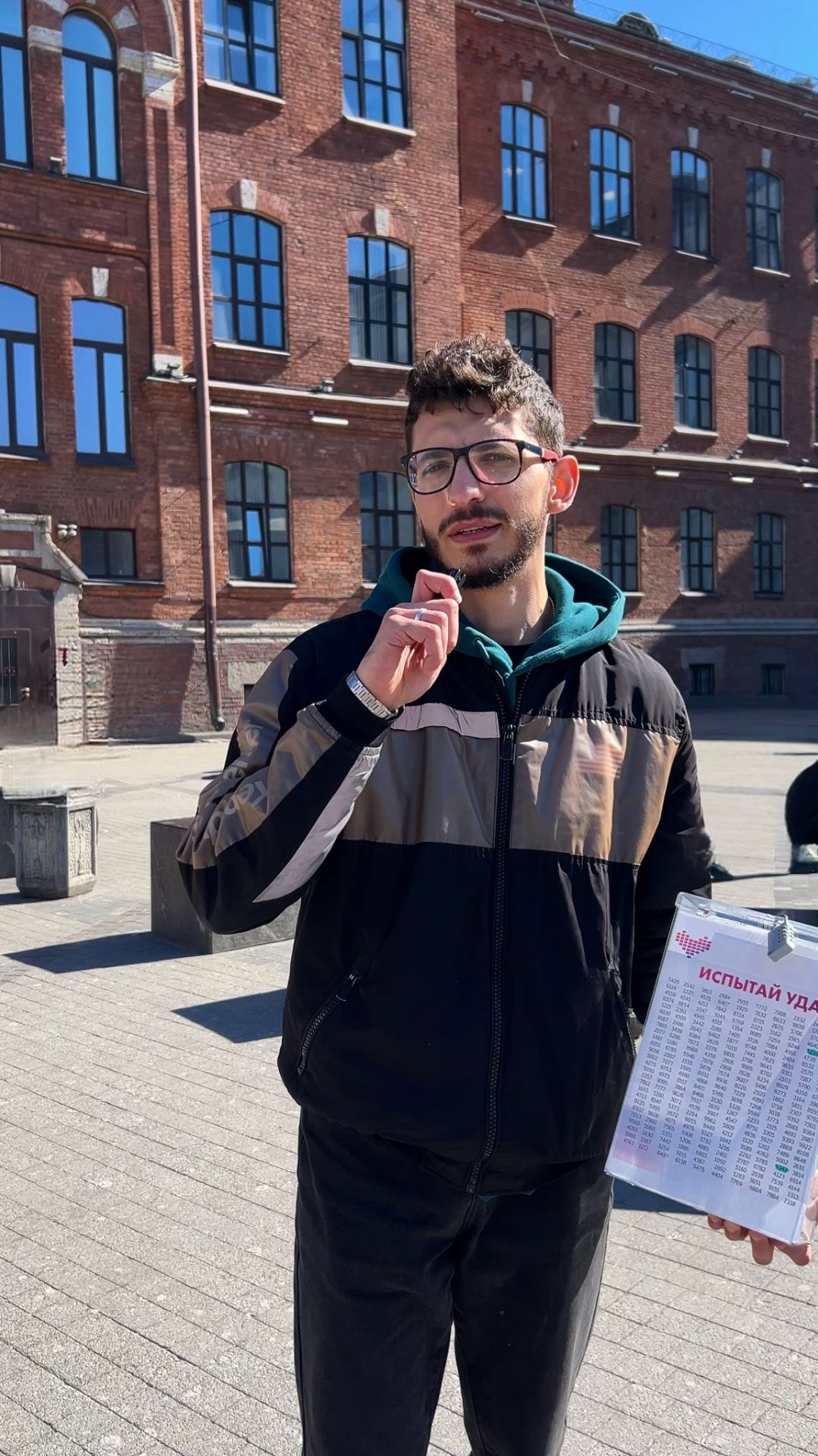 Наша акция с сейфом вышла на улицы города😎