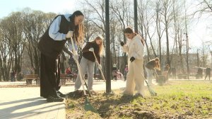 Субботник в привокзальном сквере