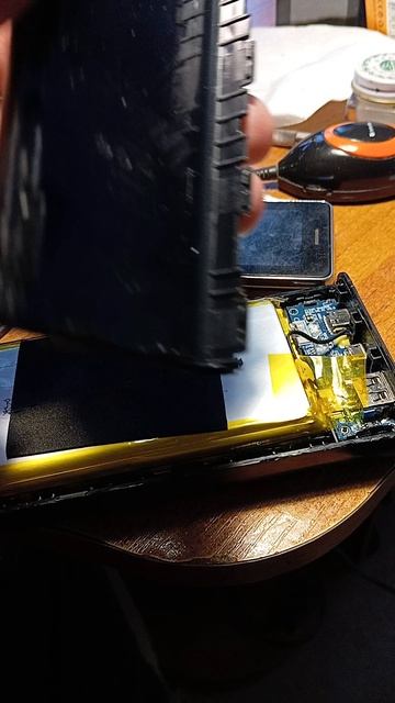 MIVO 22.5 W 20000 MAh