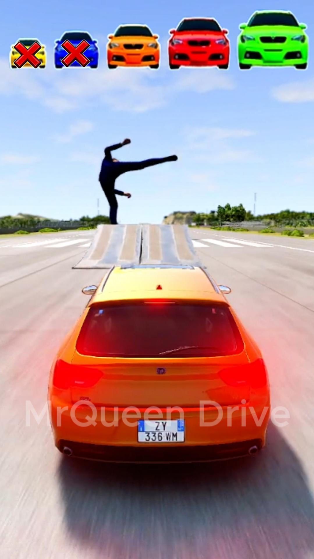 БОЛЬШАЯ И МАЛЕНЬКАЯ МАШИНКА ПРОТИВ УДАРА